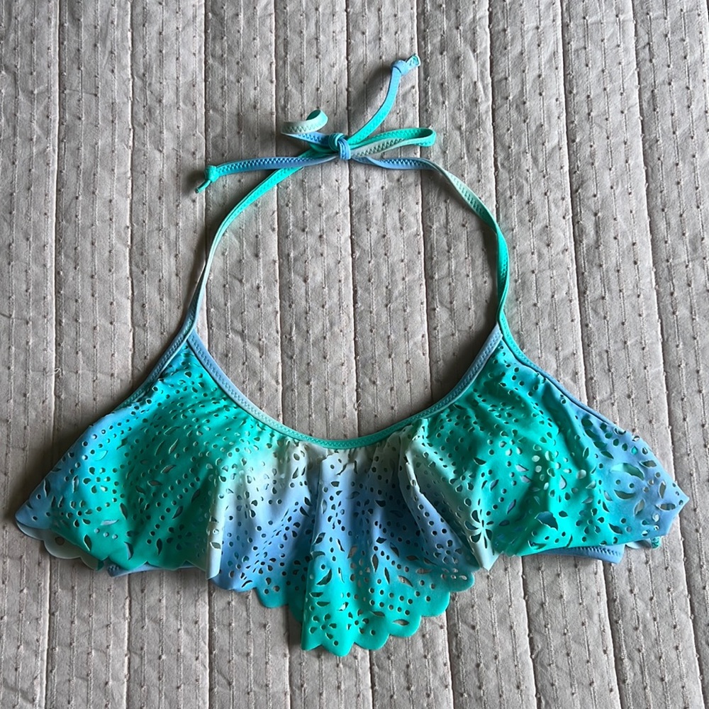 Victoria’s Secret’s bikini top